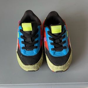 Puma baby shoes! In great condition!
